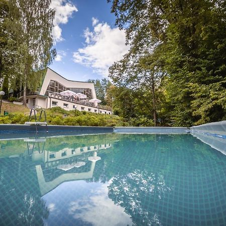 Hotel Ameliowka Maslow  Esterno foto
